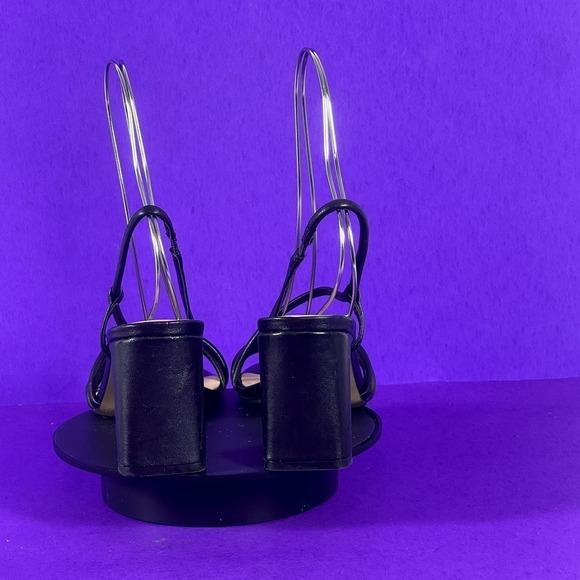 Bella Vita Women's Black Leather Slingback Block Heel Sandal Size 7.5 WW-NEW - Picture 4 of 7